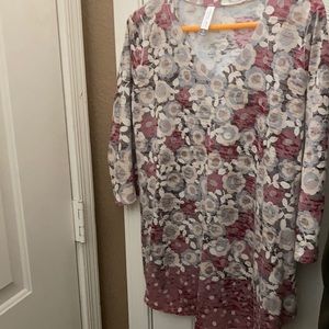 FINAL MARKDOWN Ladies’ Whimsy Rose Top (S)